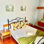 Apartman T2, Oura *