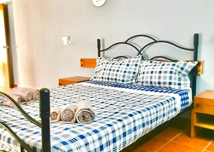 Apartment T2, Oura *